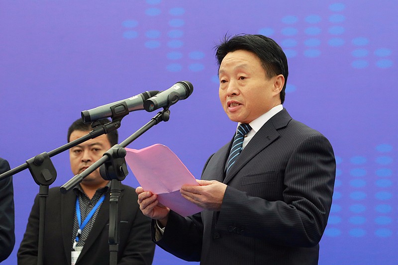 2025新澳门2025免费原料网