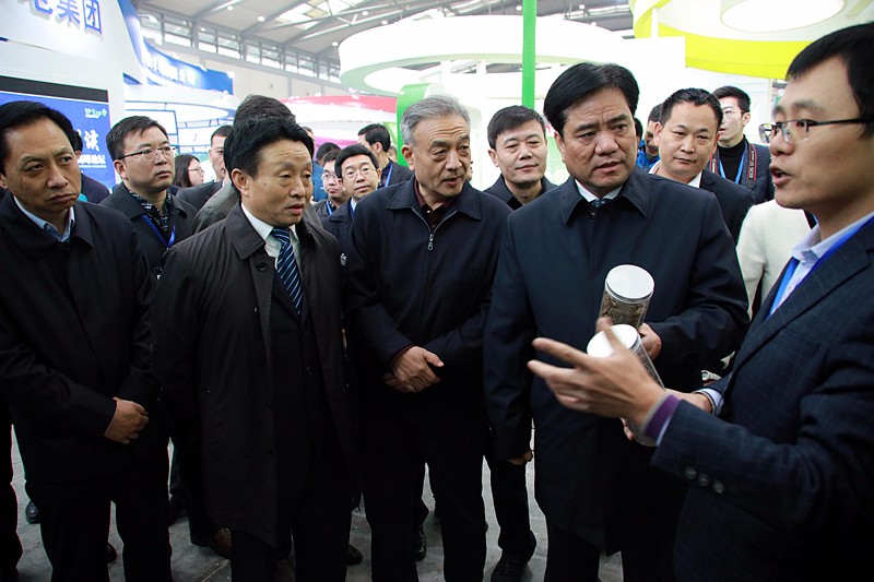 2025新澳门2025免费原料网