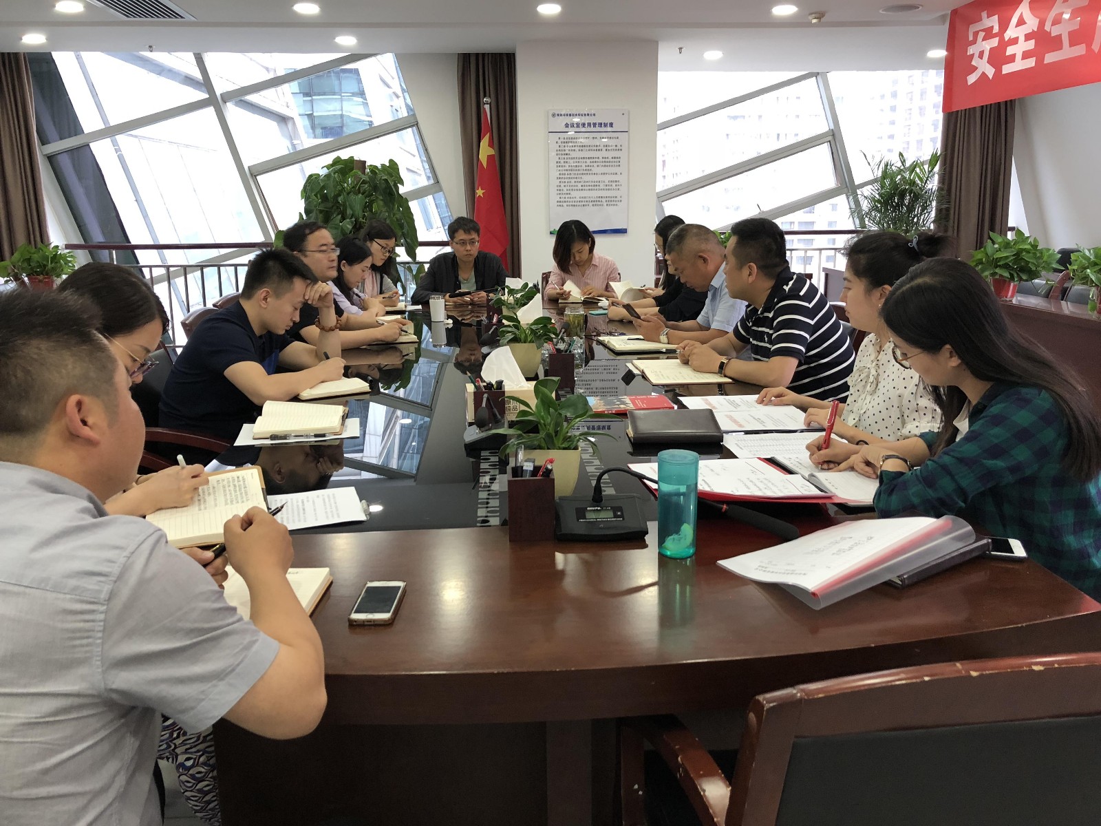2025新澳门2025免费原料网