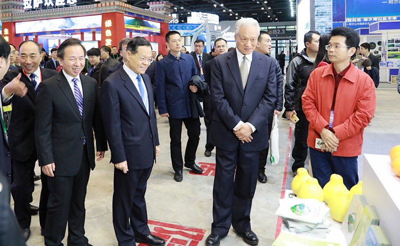 2025新澳门2025免费原料网