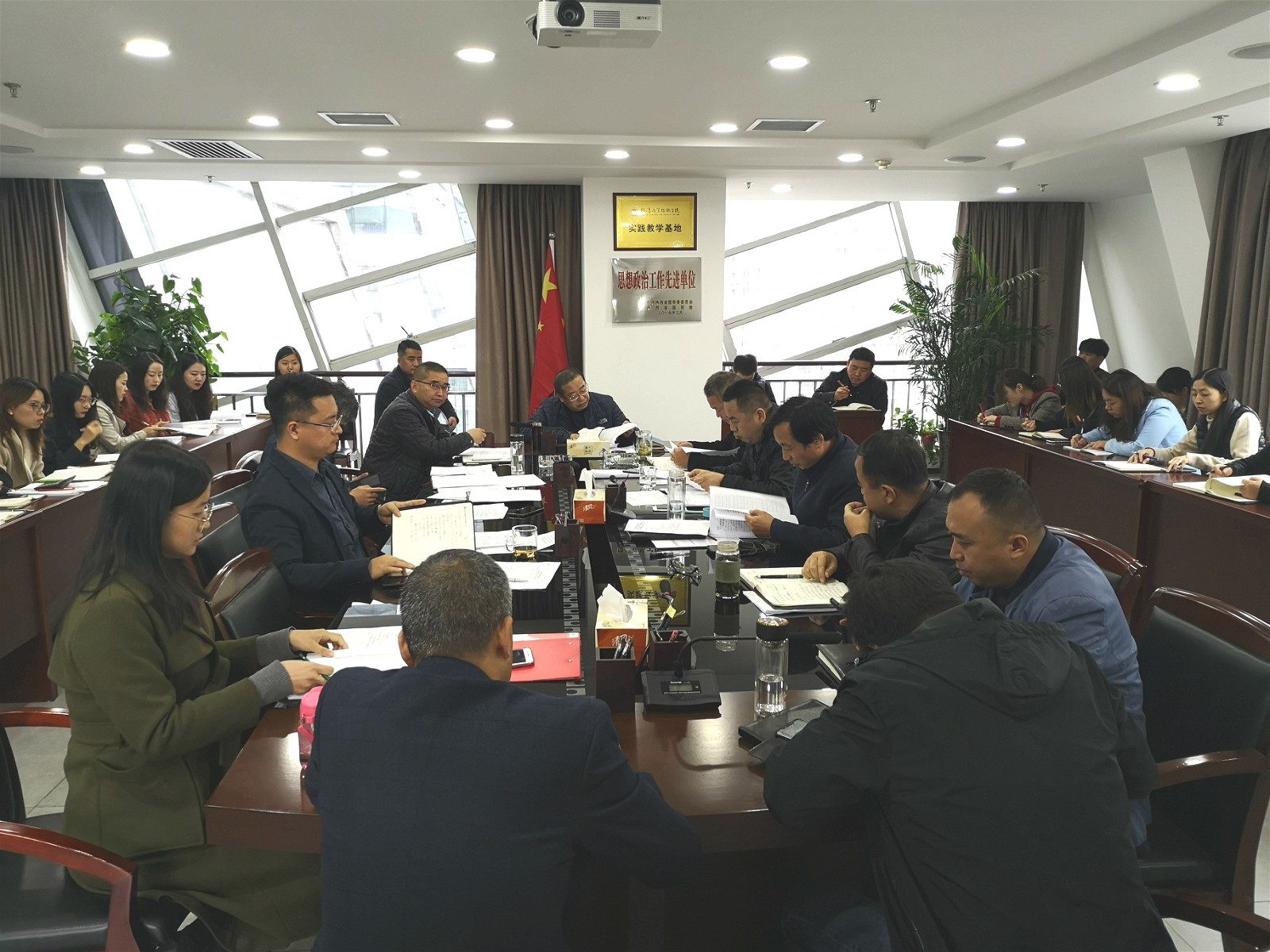 2025新澳门2025免费原料网