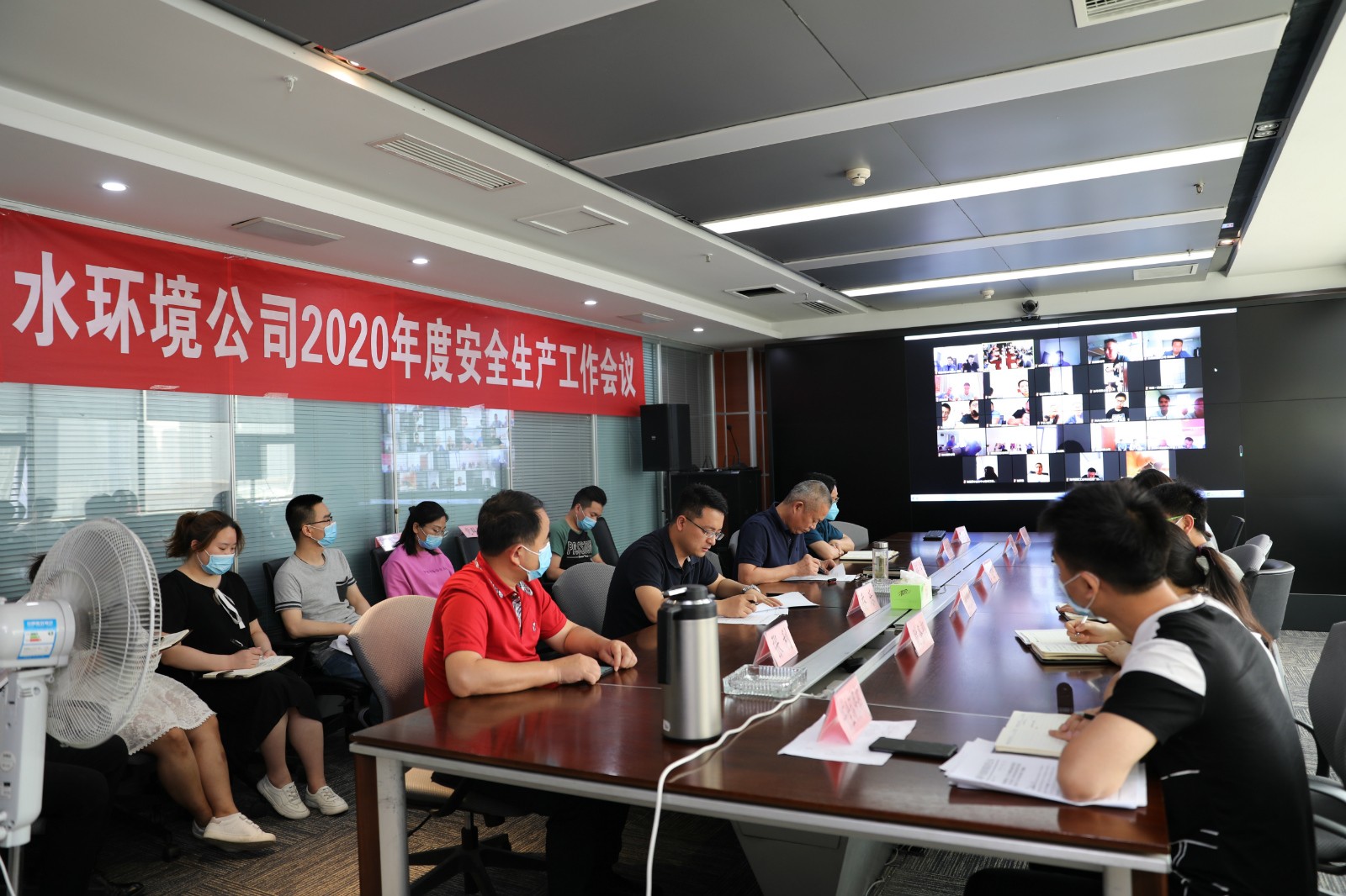 2025新澳门2025免费原料网