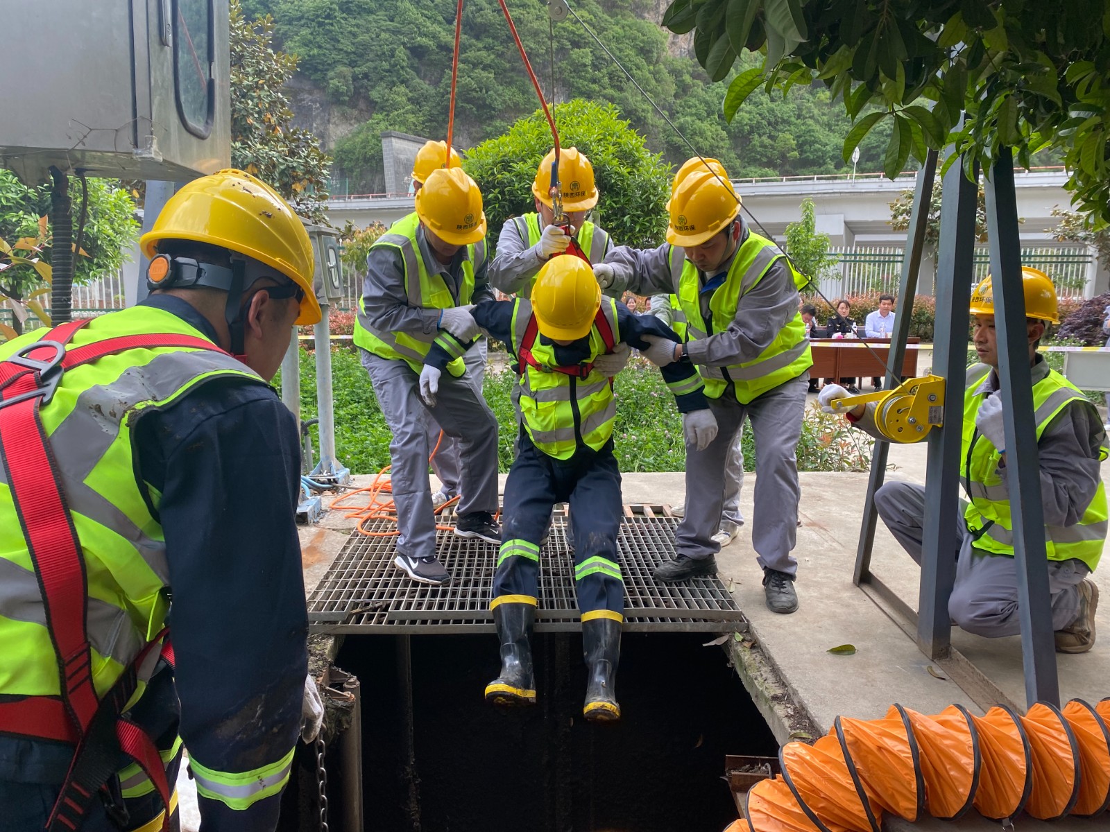 2025新澳门2025免费原料网