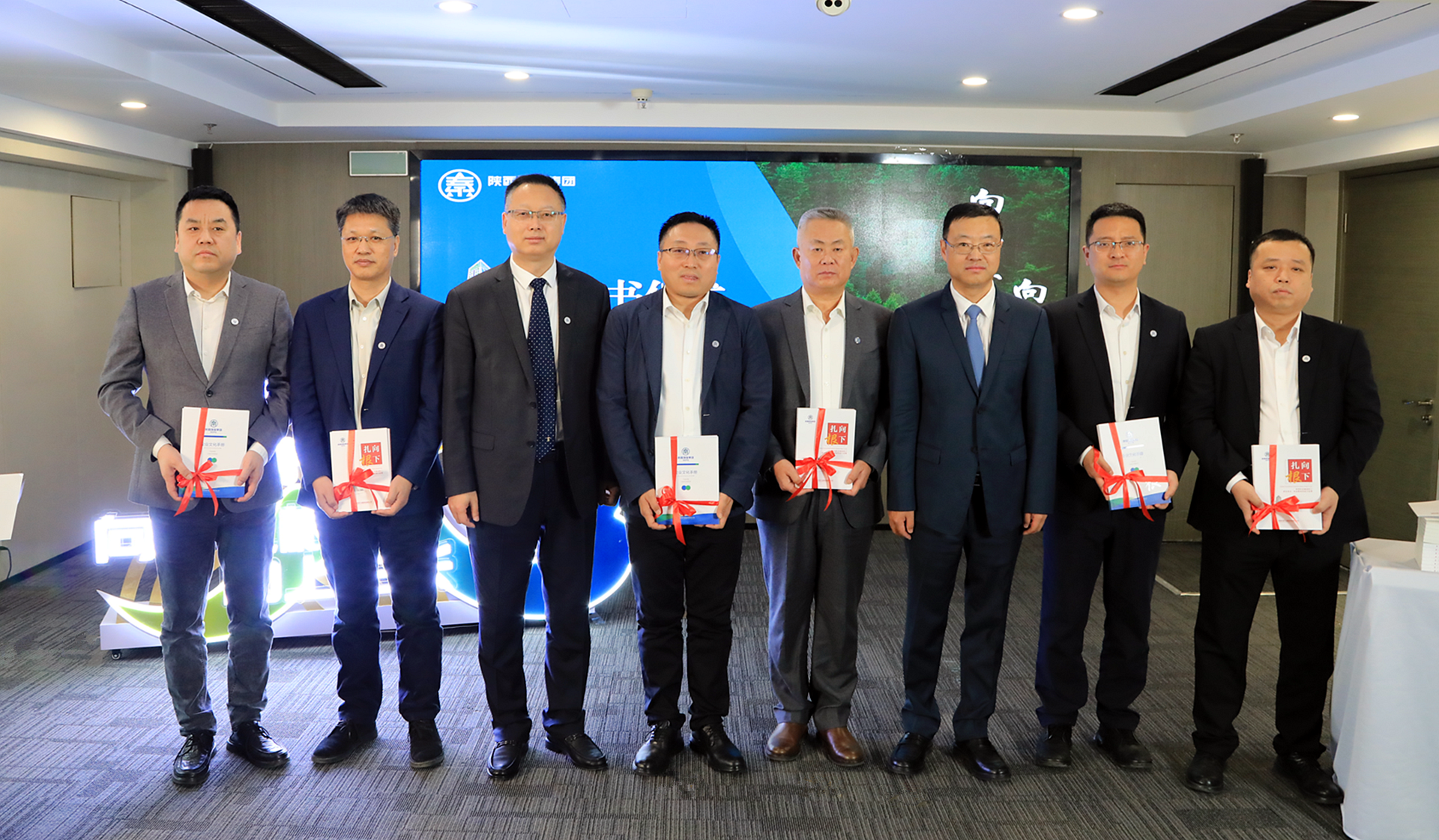 2025新澳门2025免费原料网